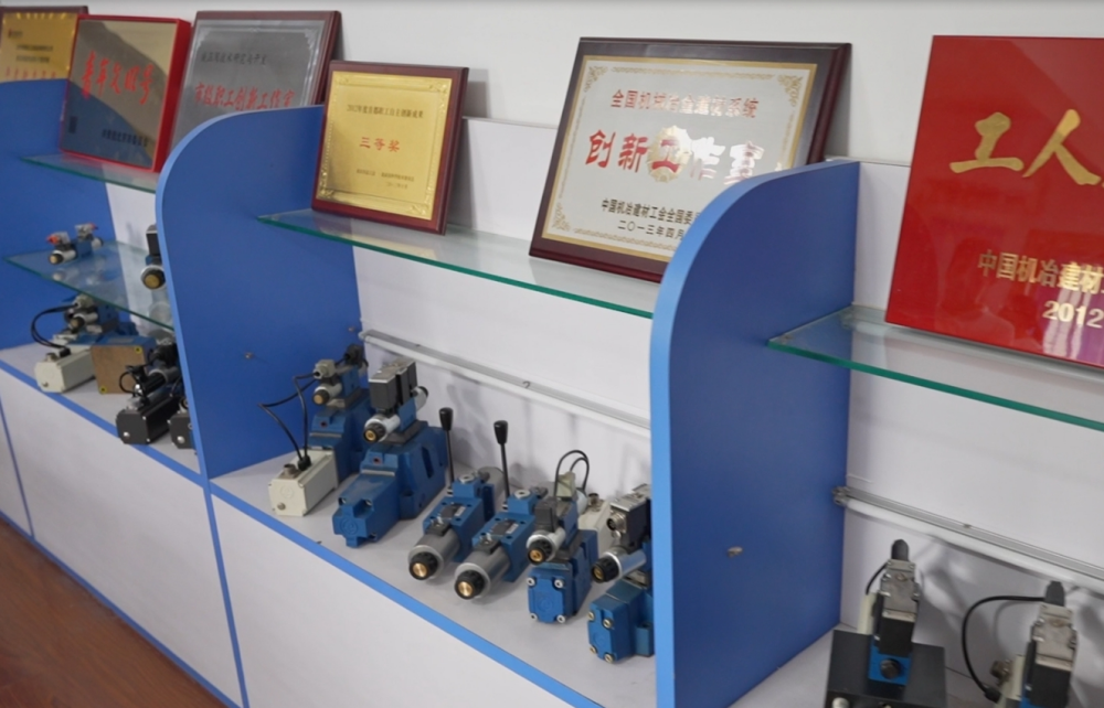 ສະຕູດິໂອ Hydraulic Valve ຂອງ Hydio Hydia
